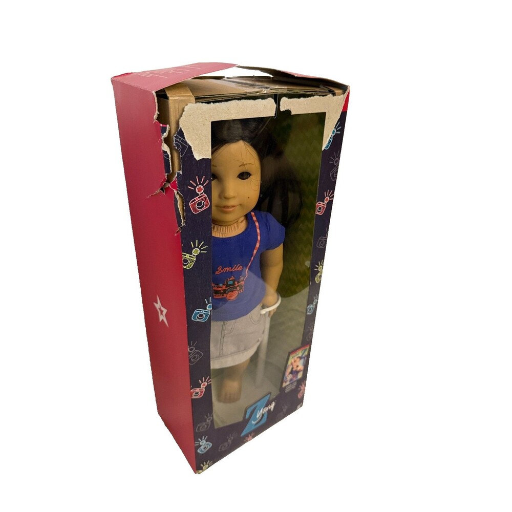 American Girl 18" Z Yang Doll & Z's Desk Bundle Incomplete Set Mini Accessories - Picture 4 of 16